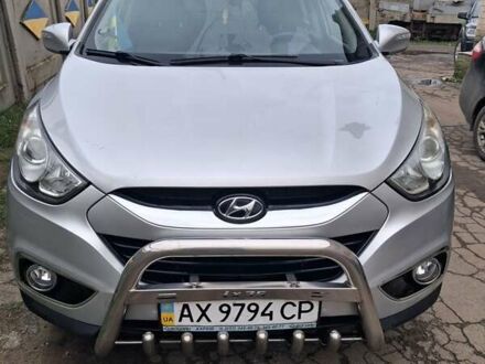 Сірий Хендай іх35, об'ємом двигуна 2 л та пробігом 106 тис. км за 11200 $, фото 1 на Automoto.ua