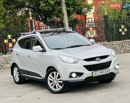 Сірий Хендай іх35, об'ємом двигуна 2.4 л та пробігом 155 тис. км за 11999 $, фото 1 на Automoto.ua