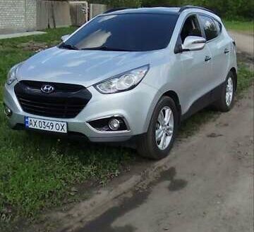 Хендай их35 2012 в Первомайском на Automoto.ua Серый Хендай их35, объемом двигателя 2 л и пробегом 96 тыс. км за 13100 $, фото 1 на Automoto.ua