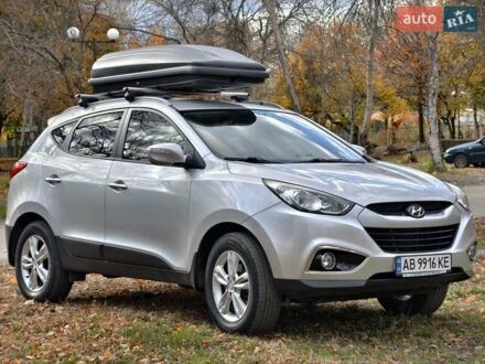 Серый Хендай их35, объемом двигателя 2 л и пробегом 107 тыс. км за 14900 $, фото 1 на Automoto.ua