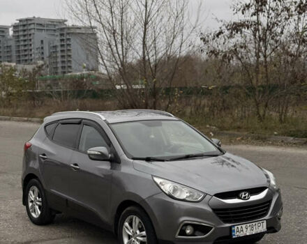 Сірий Хендай іх35, об'ємом двигуна 2 л та пробігом 205 тис. км за 12499 $, фото 1 на Automoto.ua