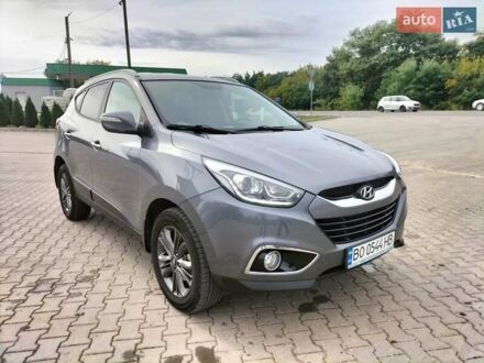 Хендай іх35 2014 у Дунаевцах на Automoto.ua Сірий Хендай іх35, об'ємом двигуна 2 л та пробігом 130 тис. км за 15500 $, фото 1 на Automoto.ua