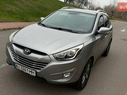 Серый Хендай их35, объемом двигателя 2.4 л и пробегом 127 тыс. км за 11650 $, фото 1 на Automoto.ua
