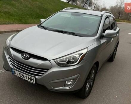 Серый Хендай их35, объемом двигателя 2.4 л и пробегом 127 тыс. км за 11650 $, фото 1 на Automoto.ua