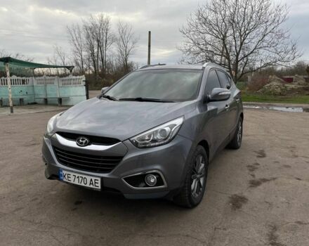 Серый Хендай их35, объемом двигателя 1.7 л и пробегом 293 тыс. км за 12950 $, фото 1 на Automoto.ua