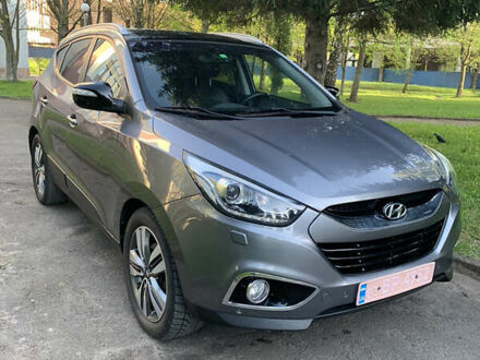 Хендай их35 2015 в Ровно на Automoto.ua Серый Хендай их35, объемом двигателя 2 л и пробегом 168 тыс. км за 15999 $, фото 1 на Automoto.ua
