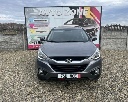 Серый Хендай их35, объемом двигателя 1.7 л и пробегом 187 тыс. км за 14599 $, фото 1 на Automoto.ua