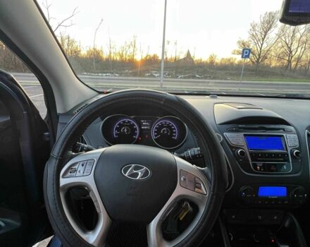 Синий Хендай их35, объемом двигателя 2 л и пробегом 248 тыс. км за 9916 $, фото 16 на Automoto.ua