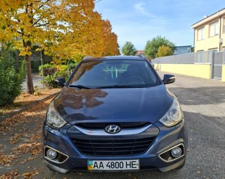 Синий Хендай их35, объемом двигателя 2 л и пробегом 103 тыс. км за 11000 $, фото 3 на Automoto.ua