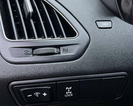 Синий Хендай их35, объемом двигателя 2 л и пробегом 158 тыс. км за 13999 $, фото 11 на Automoto.ua