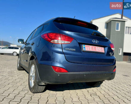 Синий Хендай их35, объемом двигателя 1.7 л и пробегом 263 тыс. км за 10800 $, фото 7 на Automoto.ua