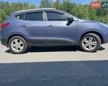 Синий Хендай их35, объемом двигателя 2 л и пробегом 133 тыс. км за 12399 $, фото 9 на Automoto.ua