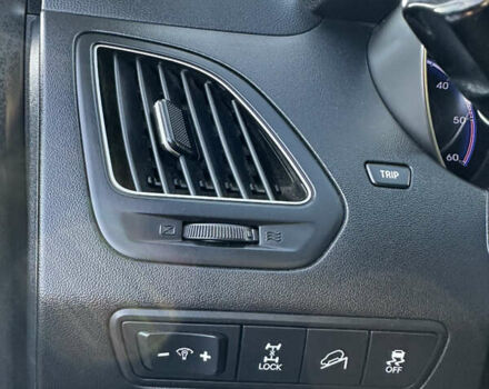 Синій Хендай іх35, об'ємом двигуна 2 л та пробігом 179 тис. км за 12999 $, фото 29 на Automoto.ua