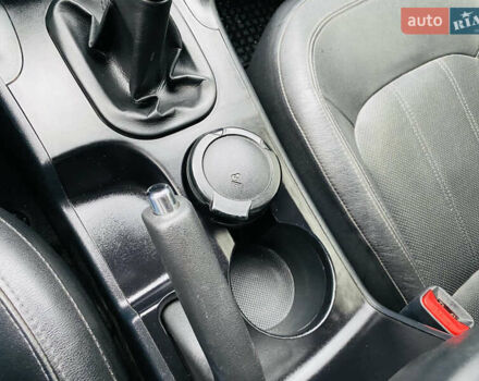 Хендай их35 2011 в Харькове на Automoto.ua Синий Хендай их35, объемом двигателя 2 л и пробегом 153 тыс. км за 9950 $, фото 34 на Automoto.ua