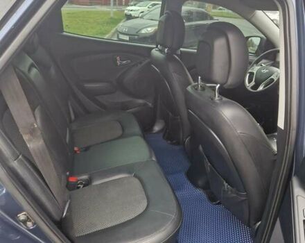 Синий Хендай их35, объемом двигателя 2 л и пробегом 138 тыс. км за 12400 $, фото 25 на Automoto.ua