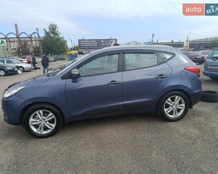 Синий Хендай их35, объемом двигателя 2 л и пробегом 178 тыс. км за 11200 $, фото 6 на Automoto.ua