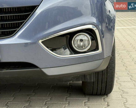 Синий Хендай их35, объемом двигателя 2 л и пробегом 234 тыс. км за 13550 $, фото 16 на Automoto.ua