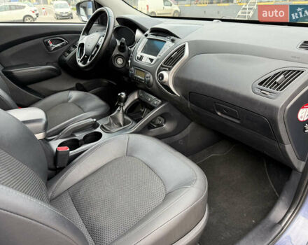 Синий Хендай их35, объемом двигателя 2 л и пробегом 234 тыс. км за 13550 $, фото 39 на Automoto.ua