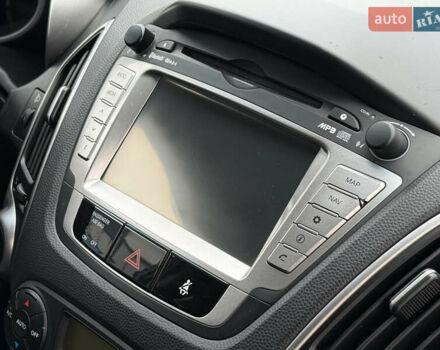 Синий Хендай их35, объемом двигателя 2 л и пробегом 234 тыс. км за 13550 $, фото 42 на Automoto.ua