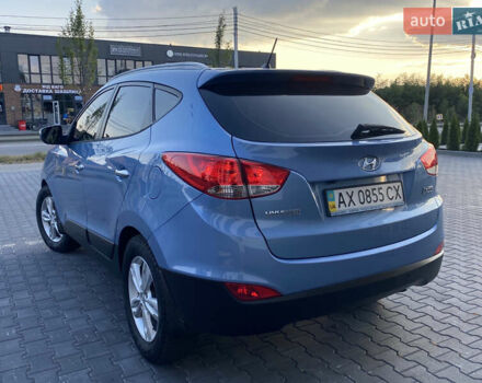 Синий Хендай их35, объемом двигателя 2 л и пробегом 79 тыс. км за 13600 $, фото 14 на Automoto.ua