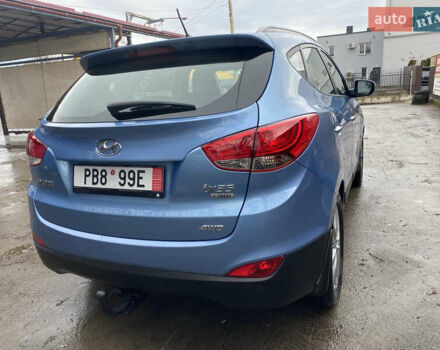 Синий Хендай их35, объемом двигателя 2 л и пробегом 227 тыс. км за 10700 $, фото 8 на Automoto.ua
