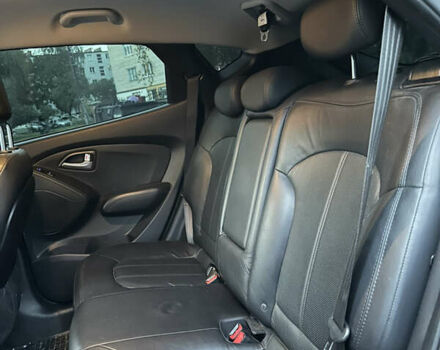 Синий Хендай их35, объемом двигателя 2 л и пробегом 219 тыс. км за 14950 $, фото 10 на Automoto.ua