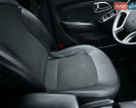 Синій Хендай іх35, об'ємом двигуна 1.7 л та пробігом 154 тис. км за 12700 $, фото 24 на Automoto.ua