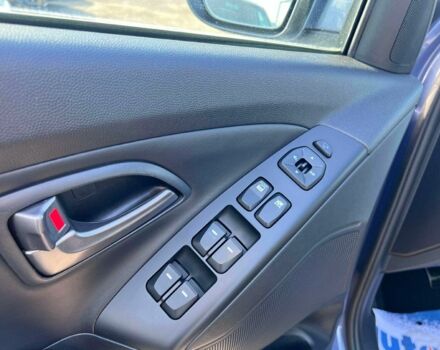 Синій Хендай іх35, об'ємом двигуна 2 л та пробігом 220 тис. км за 8500 $, фото 17 на Automoto.ua