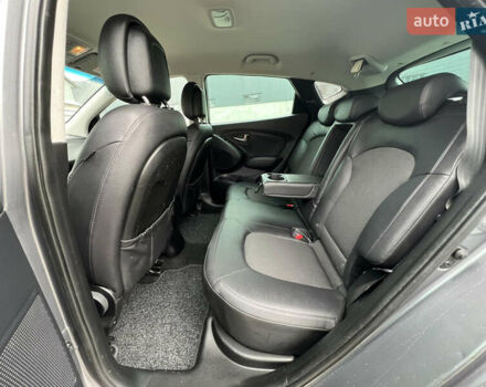 Синий Хендай их35, объемом двигателя 2 л и пробегом 150 тыс. км за 16400 $, фото 21 на Automoto.ua