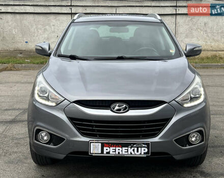 Синий Хендай их35, объемом двигателя 2 л и пробегом 150 тыс. км за 16400 $, фото 1 на Automoto.ua