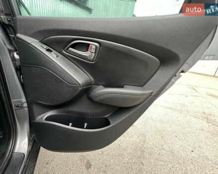 Синий Хендай их35, объемом двигателя 2 л и пробегом 150 тыс. км за 16400 $, фото 22 на Automoto.ua