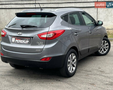 Синий Хендай их35, объемом двигателя 2 л и пробегом 150 тыс. км за 16400 $, фото 5 на Automoto.ua