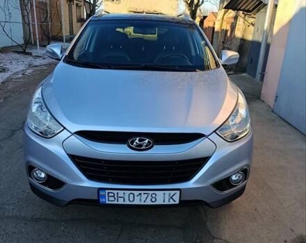 Синий Хендай их35, объемом двигателя 2 л и пробегом 115 тыс. км за 11700 $, фото 1 на Automoto.ua