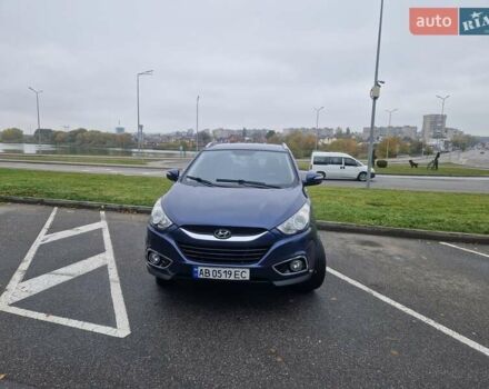 Синий Хендай их35, объемом двигателя 2 л и пробегом 138 тыс. км за 11500 $, фото 1 на Automoto.ua