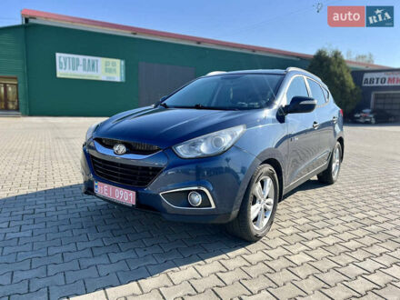 Синий Хендай их35, объемом двигателя 1.7 л и пробегом 263 тыс. км за 10800 $, фото 1 на Automoto.ua