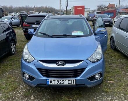 Синий Хендай их35, объемом двигателя 2 л и пробегом 165 тыс. км за 12000 $, фото 1 на Automoto.ua