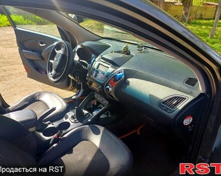 Зеленый Хендай их35, объемом двигателя 2 л и пробегом 178 тыс. км за 8500 $, фото 4 на Automoto.ua