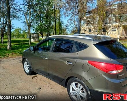 Зеленый Хендай их35, объемом двигателя 2 л и пробегом 178 тыс. км за 8500 $, фото 8 на Automoto.ua