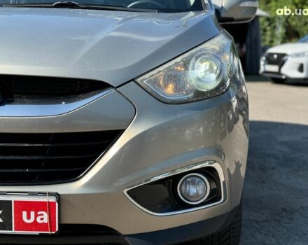 Зелений Хендай іх35, об'ємом двигуна 2 л та пробігом 246 тис. км за 10890 $, фото 9 на Automoto.ua