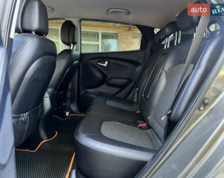 Зеленый Хендай их35, объемом двигателя 2 л и пробегом 187 тыс. км за 10999 $, фото 18 на Automoto.ua