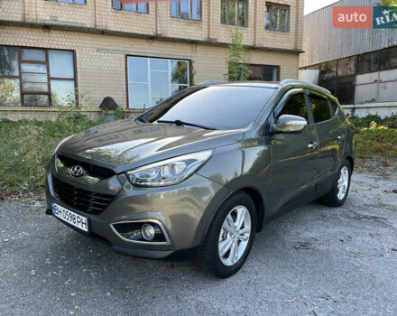 Зеленый Хендай их35, объемом двигателя 2 л и пробегом 186 тыс. км за 11000 $, фото 10 на Automoto.ua