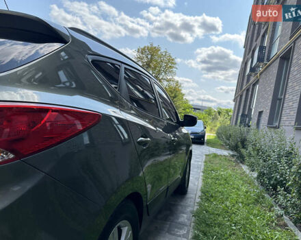 Зеленый Хендай их35, объемом двигателя 2 л и пробегом 212 тыс. км за 13650 $, фото 12 на Automoto.ua