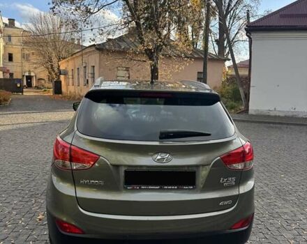 Зеленый Хендай их35, объемом двигателя 2 л и пробегом 170 тыс. км за 14400 $, фото 11 на Automoto.ua