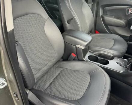 Зеленый Хендай их35, объемом двигателя 2 л и пробегом 170 тыс. км за 14400 $, фото 27 на Automoto.ua