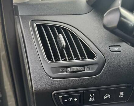 Зеленый Хендай их35, объемом двигателя 2 л и пробегом 170 тыс. км за 14400 $, фото 20 на Automoto.ua