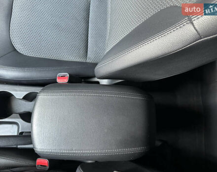 Зелений Хендай іх35, об'ємом двигуна 2 л та пробігом 212 тис. км за 13650 $, фото 28 на Automoto.ua