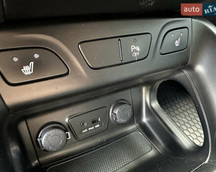 Зелений Хендай іх35, об'ємом двигуна 2 л та пробігом 212 тис. км за 13650 $, фото 22 на Automoto.ua