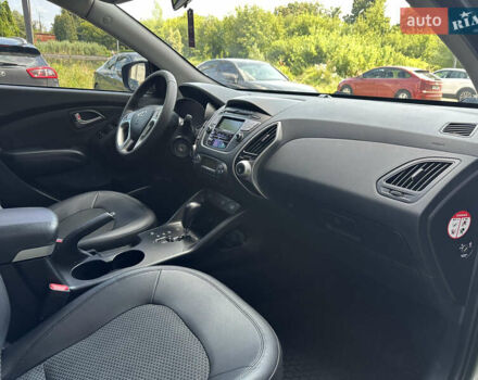 Зеленый Хендай их35, объемом двигателя 2 л и пробегом 212 тыс. км за 13650 $, фото 16 на Automoto.ua