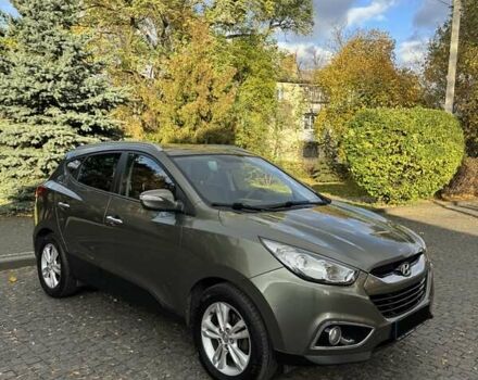 Зеленый Хендай их35, объемом двигателя 2 л и пробегом 170 тыс. км за 14400 $, фото 5 на Automoto.ua