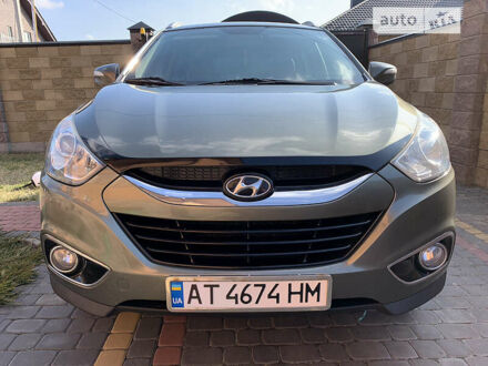 Хендай іх35 2010 у Луцьку на Automoto.ua Зелений Хендай іх35, об'ємом двигуна 2 л та пробігом 190 тис. км за 11800 $, фото 1 на Automoto.ua